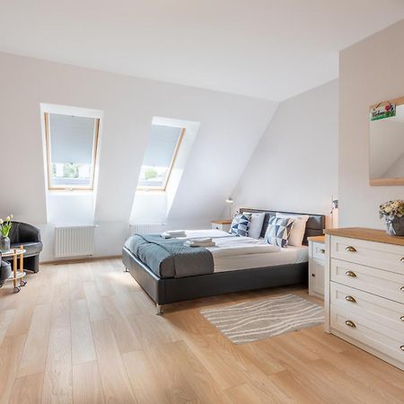 Ambria Apartments Ulanska ชวีโนวิชแจ ภายนอก รูปภาพ