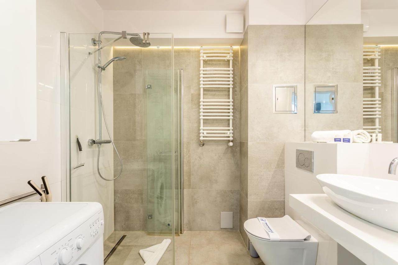 Ambria Apartments Ulanska ชวีโนวิชแจ ภายนอก รูปภาพ